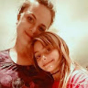 Meet your Posher, Ava